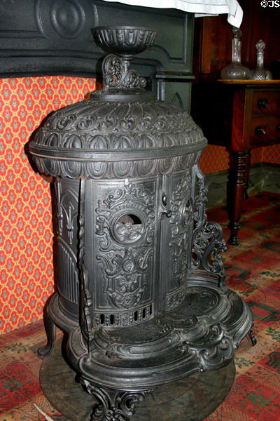 Stove of Yeo House. PE.