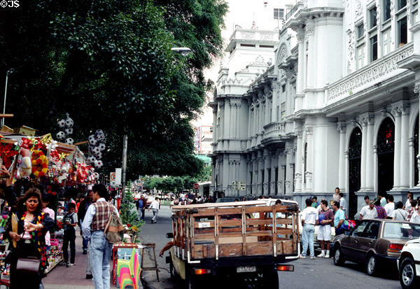Bustling streets outside the post office in San José. Costa Rica.