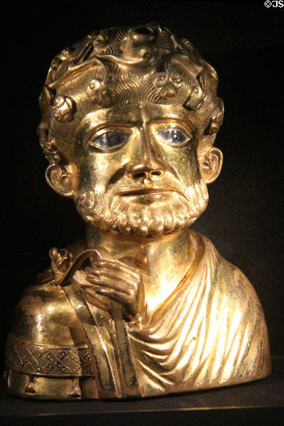 Gilded reliquary at Aachen Cathedral Treasury. Aachen, Germany.