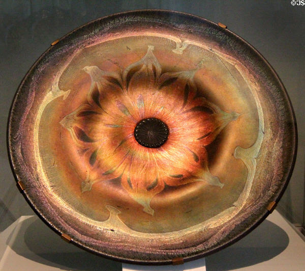 Glass flower star platter (1897-8) by Tiffany Glass & Decorating Co. of New York at Bavarian National Museum. Munich, Germany.