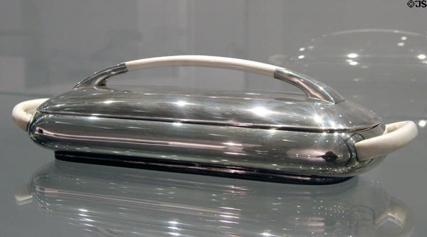 Sterling silver asparagus terrine (c1948) by Svend Weihrauch of Arhus, Denmark at Pinakothek der Moderne. Munich, Germany.