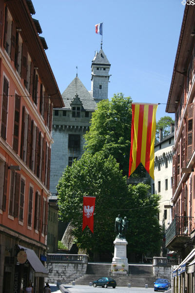 View along rue de Boigne to Chateau of the Dukes of Savoie (14th-20thC). Chambéry, France.