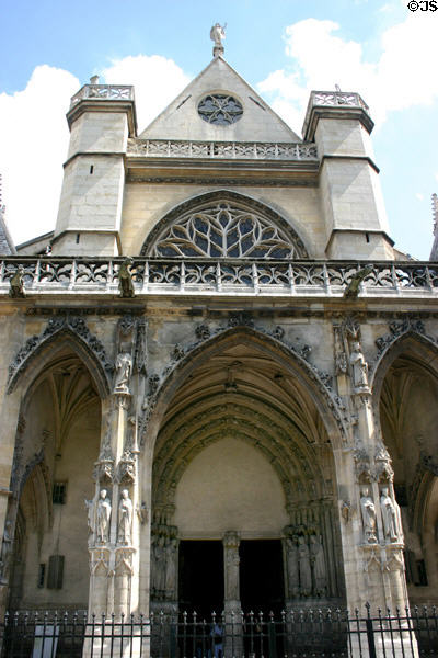 Saints carved on pillars at Saint-Germain-l'Auxerrois. Paris, France.