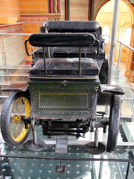 De Dion Bouton vis-à-vis automobile (1899) by Albert de Dion & Georges Bouton of which 3,000 were produced at Arts et Metiers Museum. Paris, France.