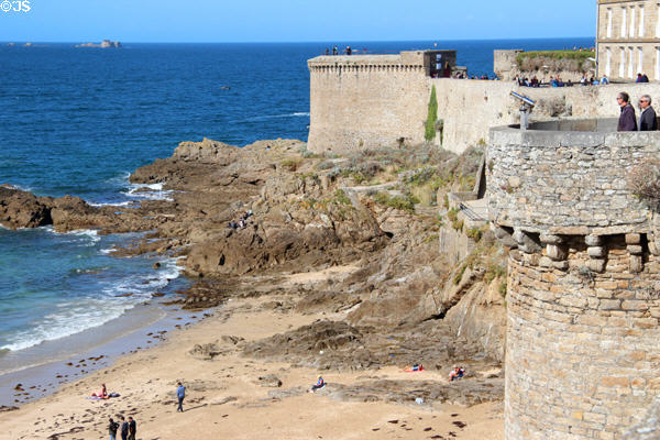 Tour Bidouane above Plage Bon Secours. St Malo, France.