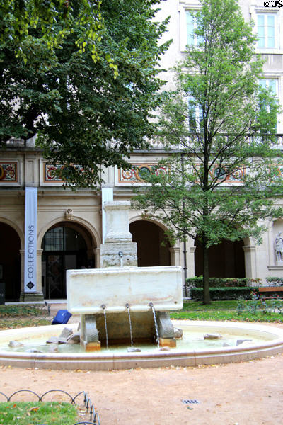 Courtyard at Musée des Beaux-Arts de Lyon. Lyon, France.