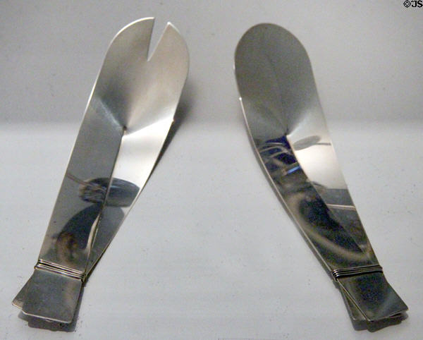 Silver salad servers (1996) Afra Bianchin & Tobia Scarpa of San Lorenzo of Italy at Musées des Arts Décoratifs. Lyon, France.