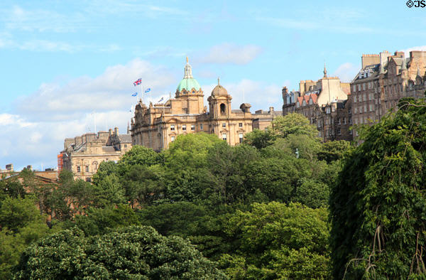 Old Town with dome of former Head Office of Bank of Scotland (1806). Edinburgh, Scotland. Architect: Robert Reid & Richard Crichton.
