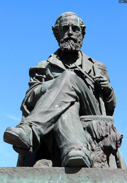 James Clerk Maxwell statue (2008) by Alexander Stoddart on George Street. Edinburgh, Scotland.