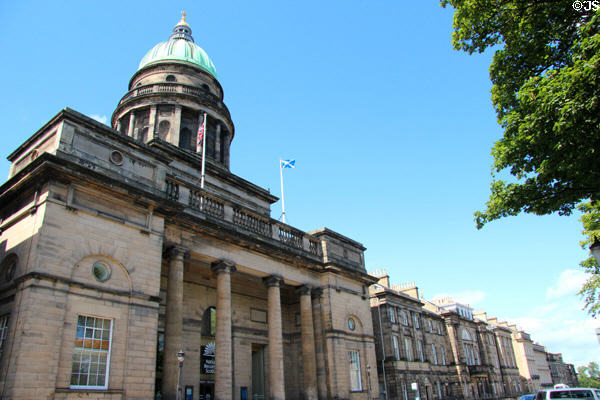 West Register House (former St George's Church) (1811-4) with other Georgian row tenements on Charlotte Square. Edinburgh, Scotland. Architect: Robert Reid.