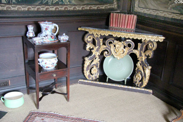 Wash basin set on stand & ornate gilded corner table in Antechamber at Hopetoun House. Queensferry, Scotland.
