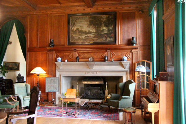 The Hall's fireplace (1906) by Neil McLeod & Sons & carved by Joseph Hayes at Hill of Tarvit Mansion. Cupar, Scotland.