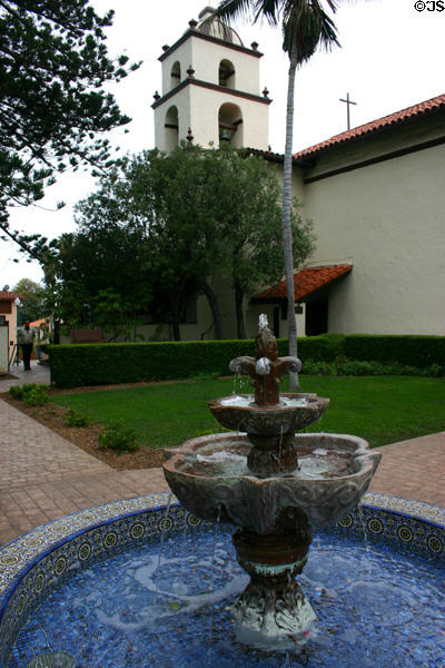 San Buenaventura Mission courtyard & fountain. Ventura, CA.