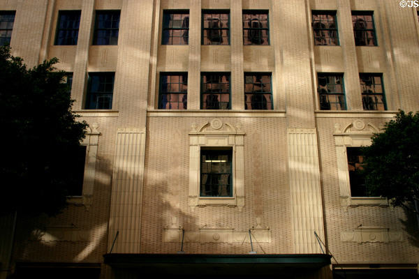 600 West 7th Street covered with glazed tiles. Los Angeles, CA.