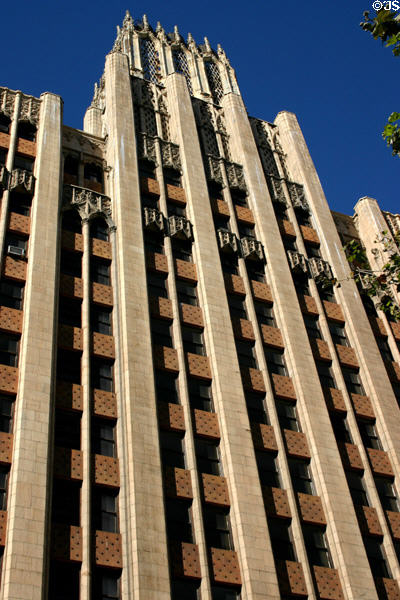 Texaco / United Artists Theater Building (1927) (13 floors) (929 South Broadway). Los Angeles, CA. Style: Art Deco & Spanish Revival. Architect: Walker & Eisen plus Charles Howard Crane.