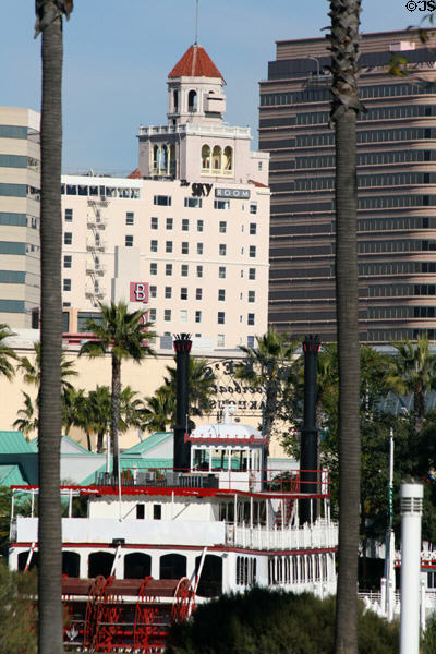 Breakers Retirement Apartments (1926) (13 floors) (210 East Ocean Blvd.). Long Beach, CA. Architect: Walker & Eisen Architects.