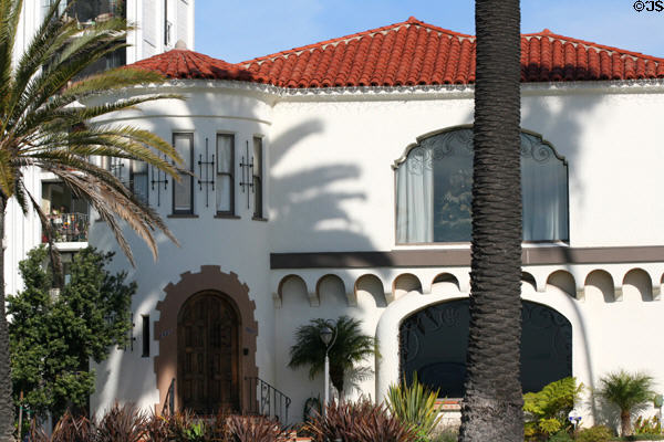 2627 E. Ocean Blvd. with California look. Long Beach, CA.