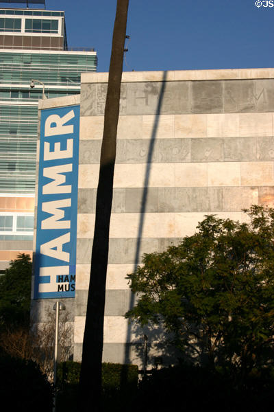 Armand Hammer Museum of Art & Culture (1989-90) (10899 Wilshire Blvd. in Westwood) of striped Carrara marble. Los Angeles, CA. Architect: Edward Larabee Barnes, John M.Y. Lee & Partners.