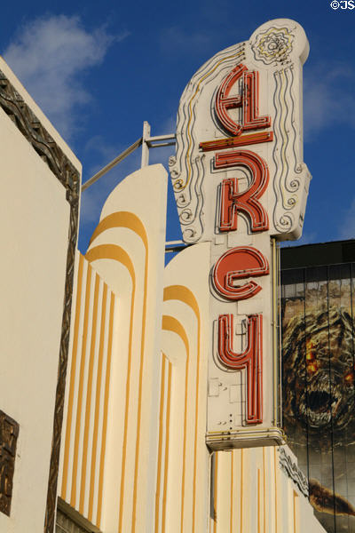 El Rey Theatre (1928) (5515 Wilshire Blvd.). Los Angeles, CA. Style: Art Moderne. Architect: Clifford A. Balch.