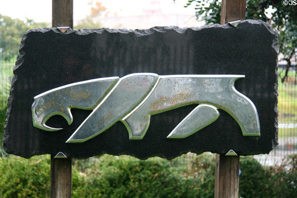 Stylized Saber Tooth Tiger symbol of Page Museum & La Brea Tar Pits. Los Angeles, CA.
