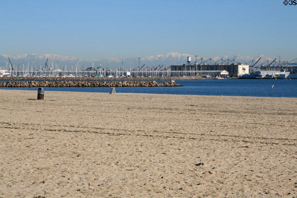 Cabrillo Beach & horizon. San Pedro, CA.