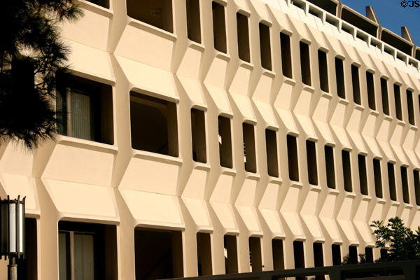 Murray Krieger Hall Humanities Office Building at UC Irvine. Irvine, CA.