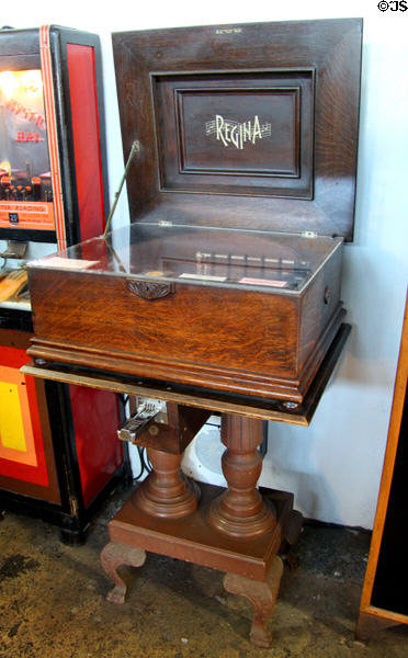 Regina music box at Musée Mécanique. San Francisco, CA.
