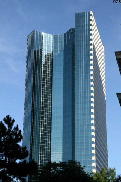 1999 Broadway (former Amoco) (1985) (43 floors) (1999 Broadway). Denver, CO. Architect: Fentress Bradburn Architects.