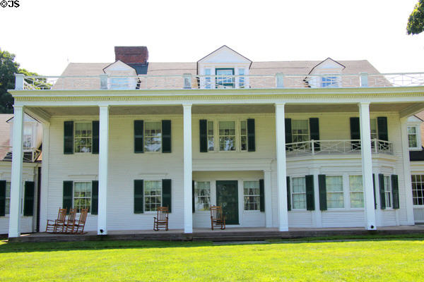 Colonial Revival mansion (1898-1901) now Hill-Stead Museum. Farmington, CT. Architect: Theodate Pope Riddle.