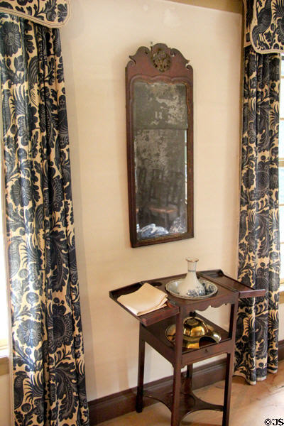 Mirror & wash stand with metal shaving bowl at Silas Deane House. Wethersfield, CT.