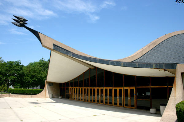 David S. Ingalls Rink (1958) (73 Sachem St.) [aka 
