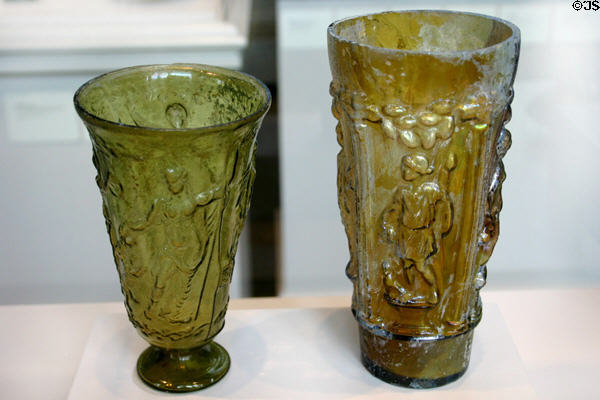 Roman glass beakers in Yale Art Gallery. New Haven, CT.