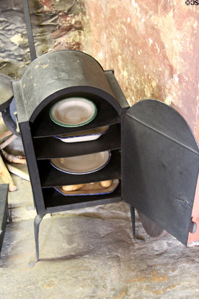plate warmer in fireplace at Judson House. Stratford, CT.