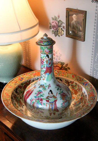 Chinese export pitcher & basin at Tudor Place. Washington, DC.