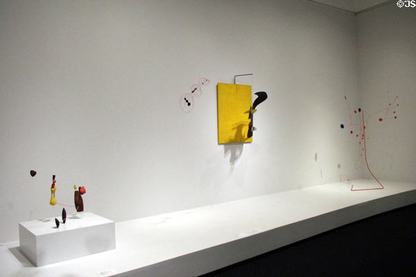 Round interior gallery with sculpture at Hirshhorn Museum. Washington, DC.