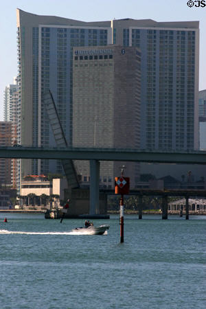 One Miami towers (2005) by Arquitectonica & Intercontinental buildings. Miami, FL.