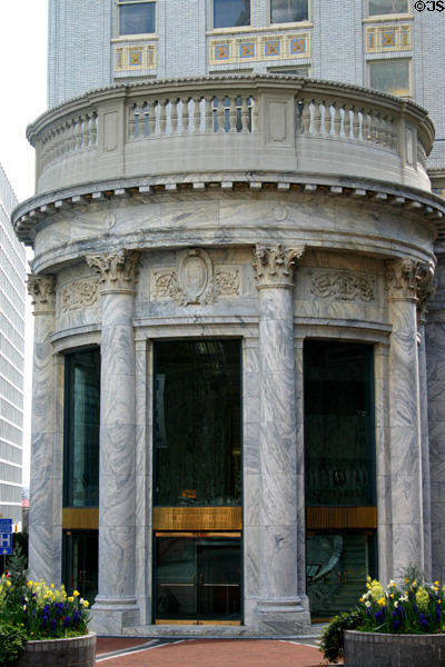 Hurt Building (1913) (17 floors) (50 Hurt Plaza). Atlanta, GA. Architect: J.E.R. Carpenter.