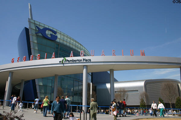 Georgia Aquarium (2005). Atlanta, GA. Architect: Thompson, Ventulett, Stainback & Assoc..