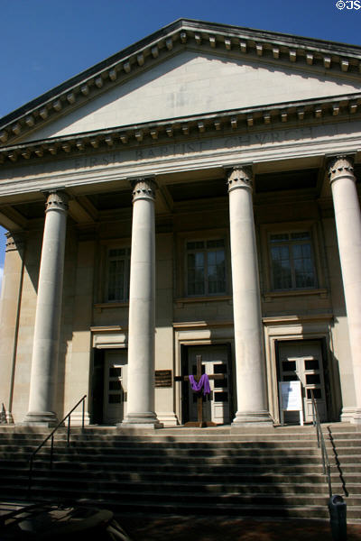 First Baptist Church (1833 with modifications to front in 1922). Savannah, GA. Style: Greek Revival. Architect: Elias Carter.