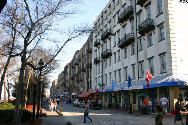 River Street cotton warehouses now converted to shopping & pedestrian mall along Savannah River. Savannah, GA.