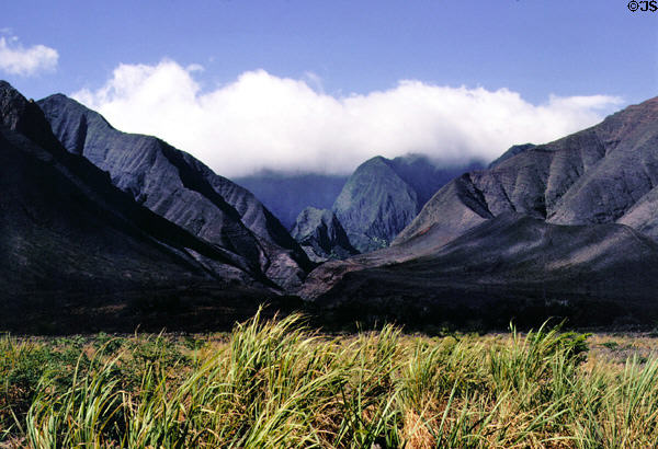 Puu Kukui Crater seen from Highway 30 to Lahaina. Maui, HI.