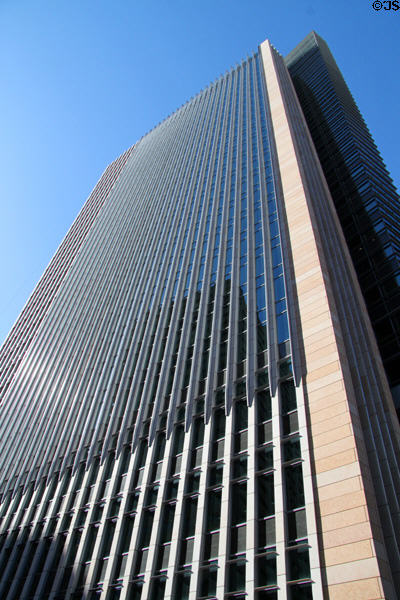 Vertical facade of First Hawaiian Center. Honolulu, HI.