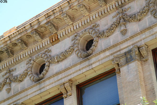 Carved garlands under eaves of Yokohama Specie Bank (1909). Honolulu, HI.