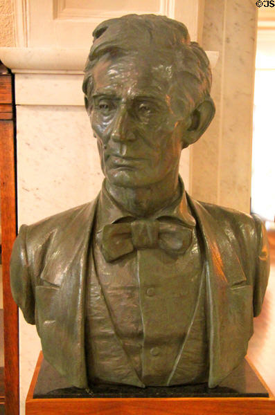 Bust of Abraham Lincoln at Union Pacific Railroad Museum. Council Bluffs, IA.