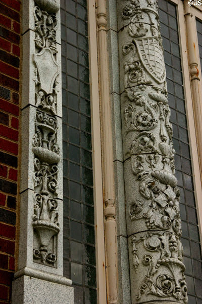Details of facade of Hoyt Sherman Place. Des Moines, IA.