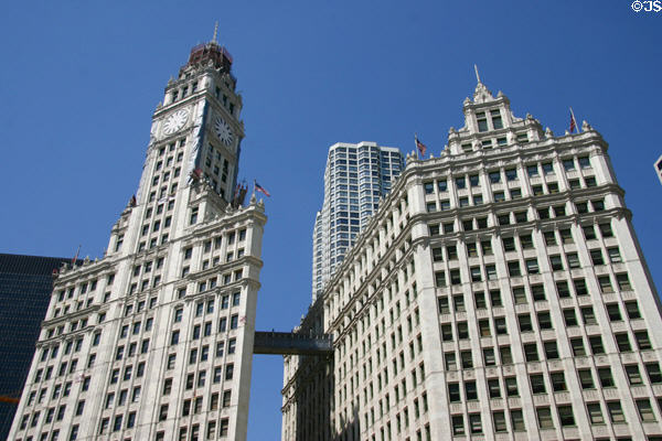Wings of Wrigley Building joined by bridge. Chicago, IL.
