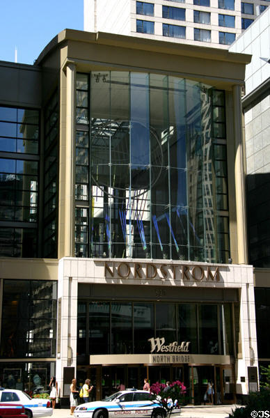 Westfield North Bridge shopping mall (520 North Michigan Ave.). Chicago, IL.
