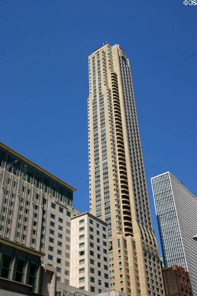 Park Tower (2000) (67 floors) (800 North Michigan Ave.). Chicago, IL. Architect: Lucien Lagrange Architects + HKS Inc..