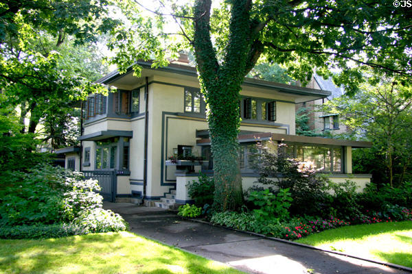 William Drummund House (1910) (559 Edgewood Pl.). River Forest, IL. Architect: William Drummund.