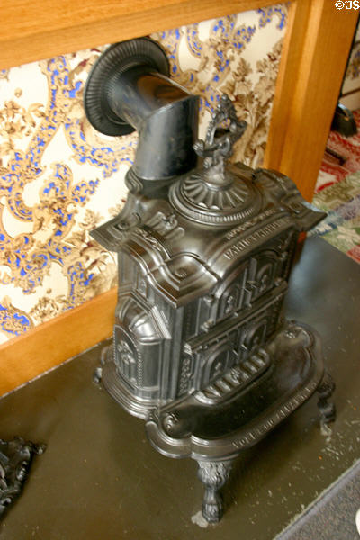 Lincoln family iron stove in Lincoln home. Springfield, IL.